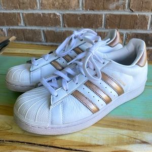 Women’s Adidas Leather Sneaker w/Rose Gold Accents